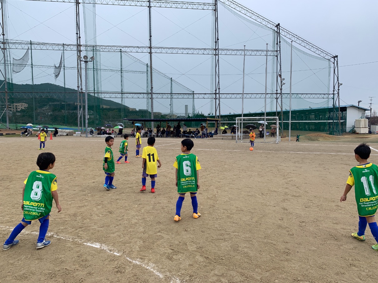 U 8練習試合 戦術の基本はポジションの概念 レアッシらしいサッカーを レアッシ福岡fc